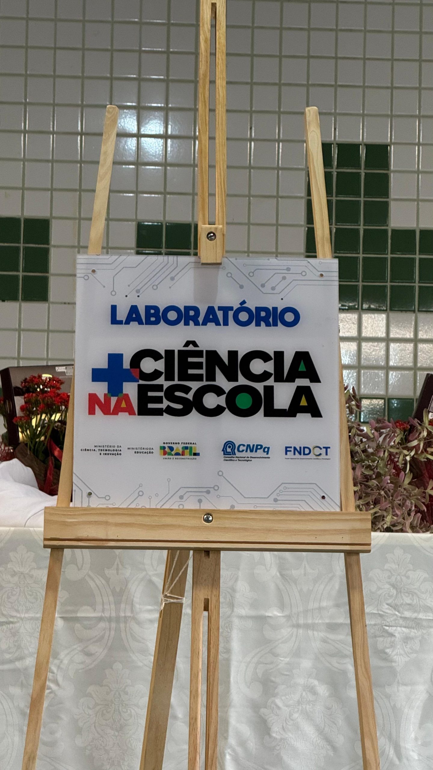 Inaugurado o 1º Laboratório Maker do + CIENCIA NA ESCOLA